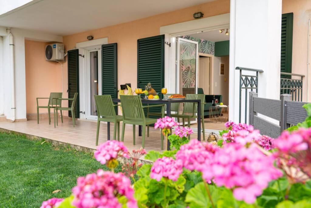 Central & Elegant Suite With Private Garden Argostoli  Bagian luar foto